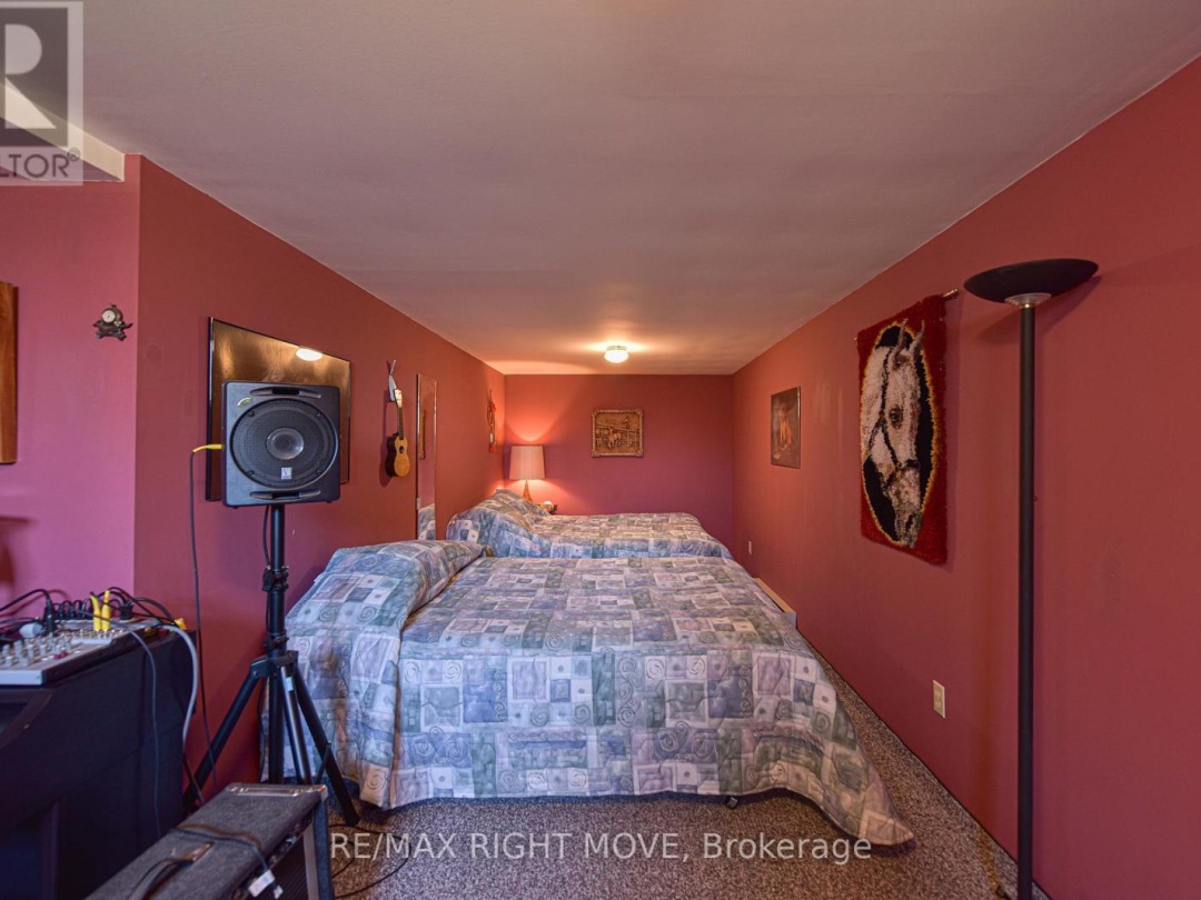 2723 Monck Road, Ramara