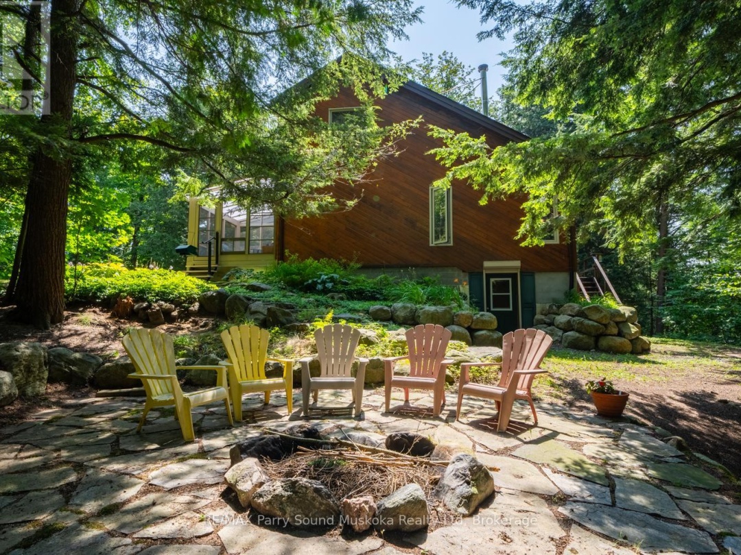 18 Meharg Drive, Manitouwabing Lake
