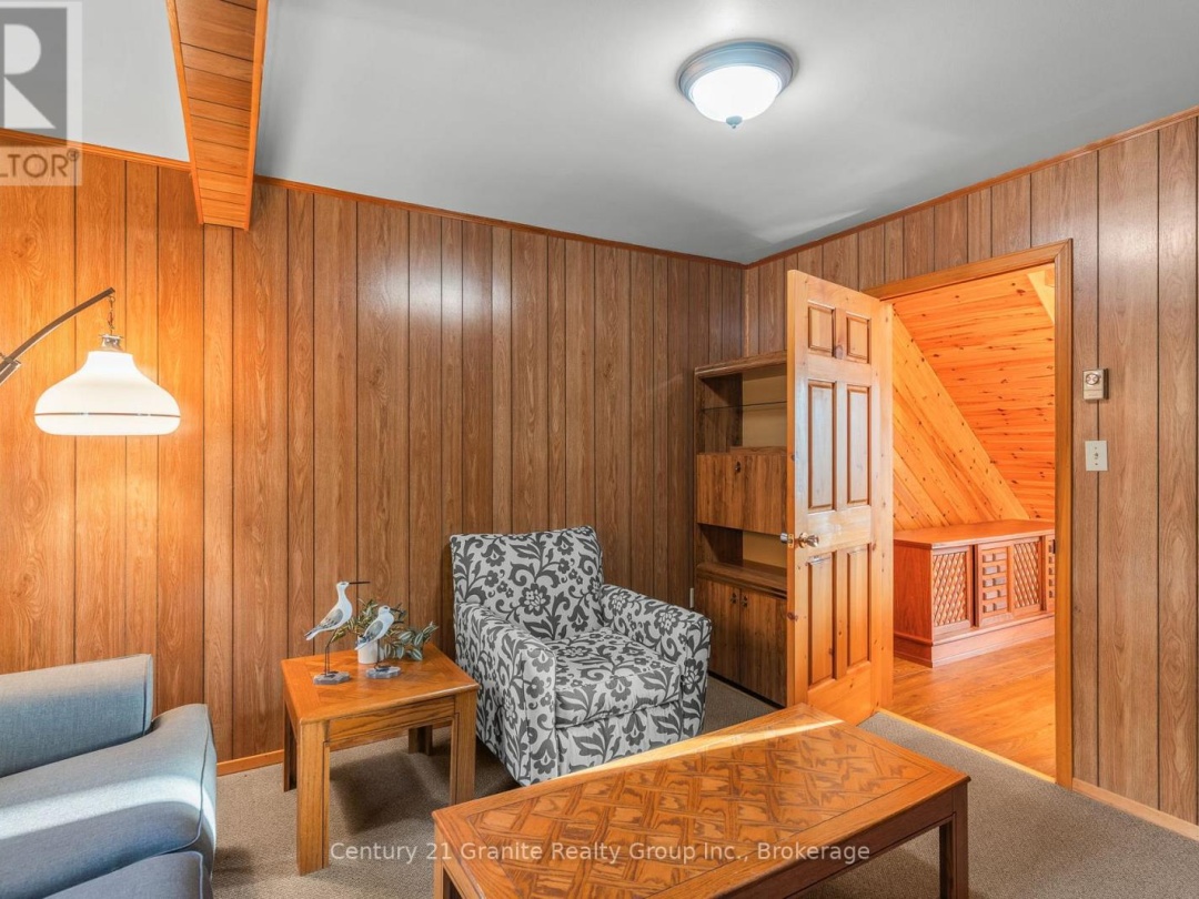 1070 GLAMORGAN ROAD, 