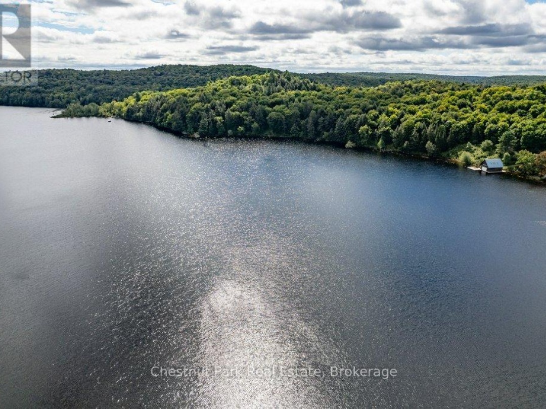 143 South Drive, Lake Vernon