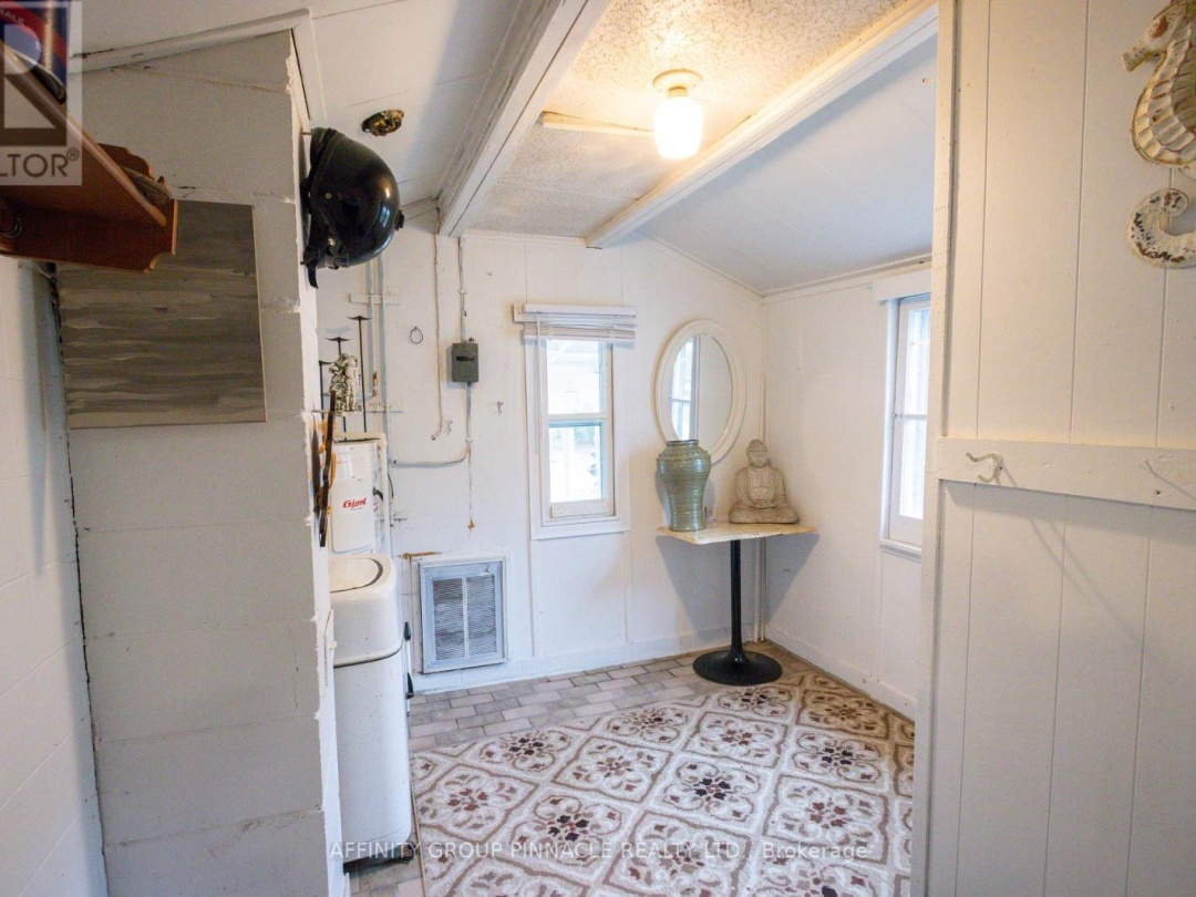 31 Birchcliff Avenue, Sturgeon Lake
