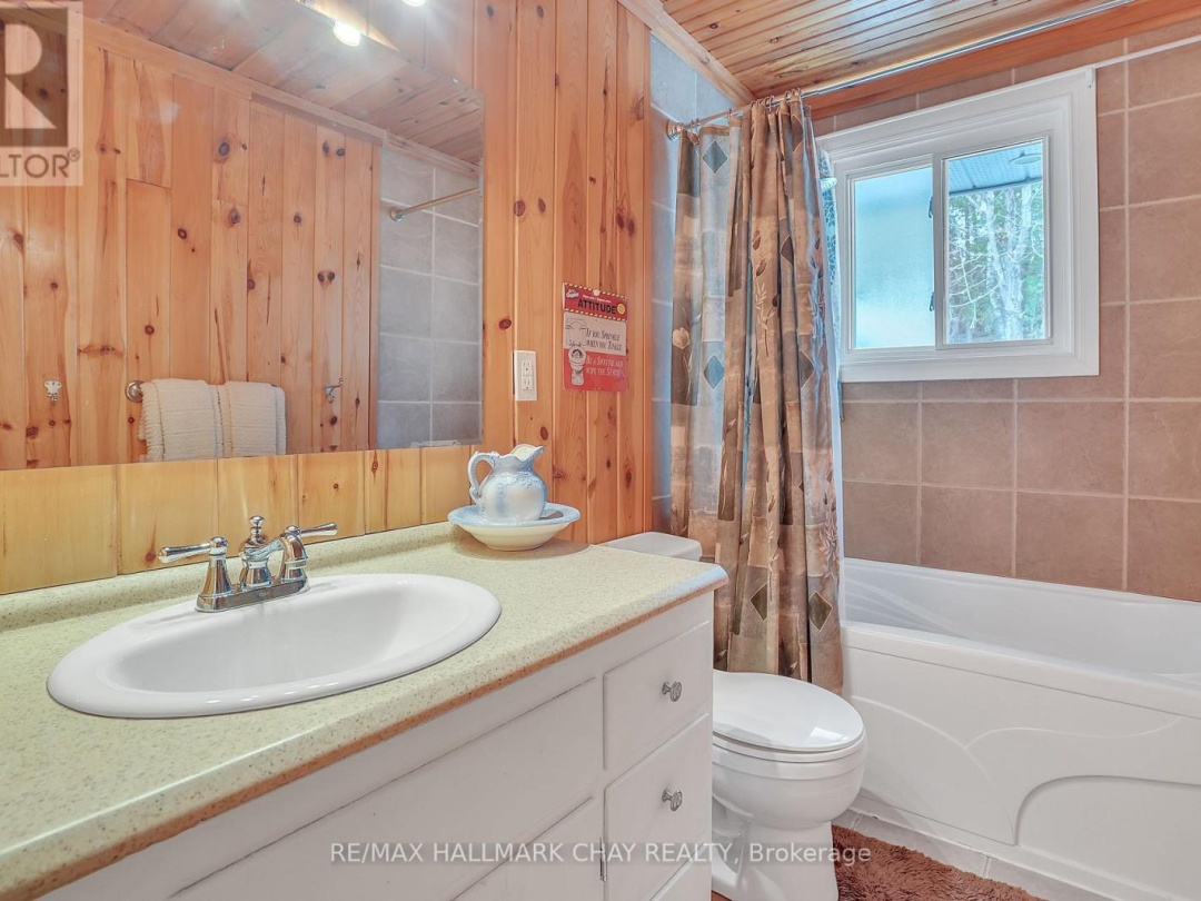 138 Lake Dalrymple Road, Dalrymple Lake