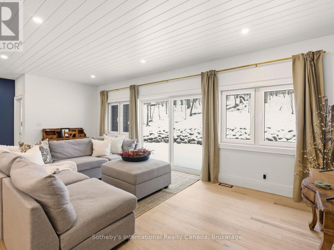 2435 RAVENSCLIFFE ROAD, 