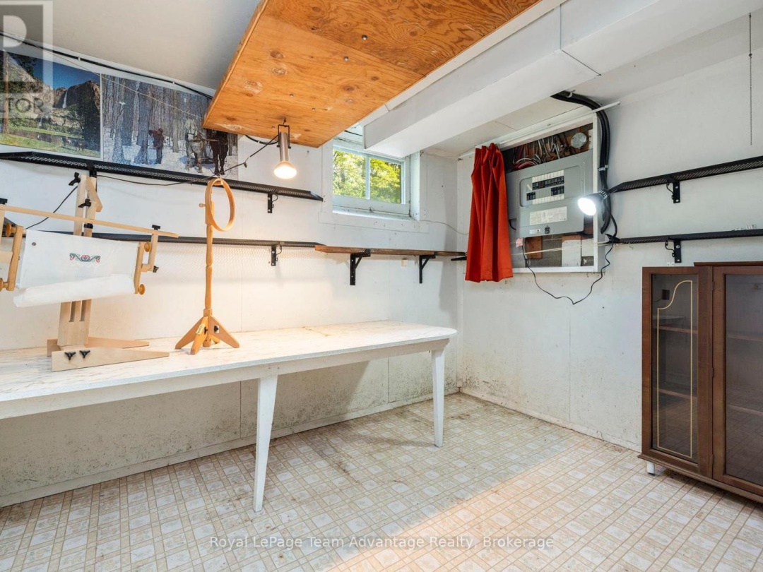 100 PARRY SOUND DRIVE, 