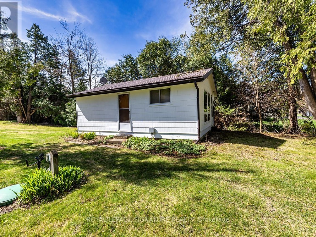 12 Romany Ranch Road, Balsam Lake
