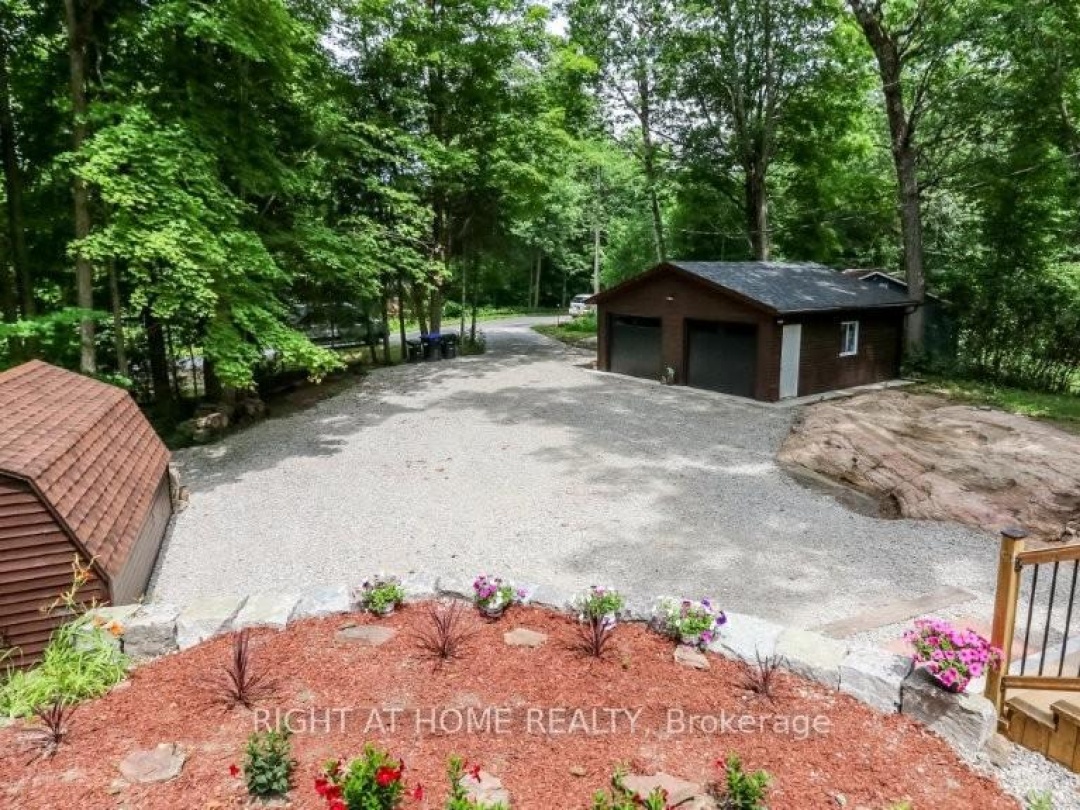 7459 ISLAND CRESCENT, 