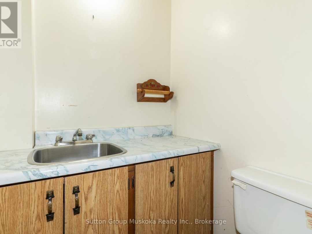 707 MUSKOKA ROAD 3 ROAD N, 