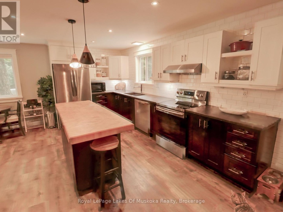 38 FLORENCE STREET W, 