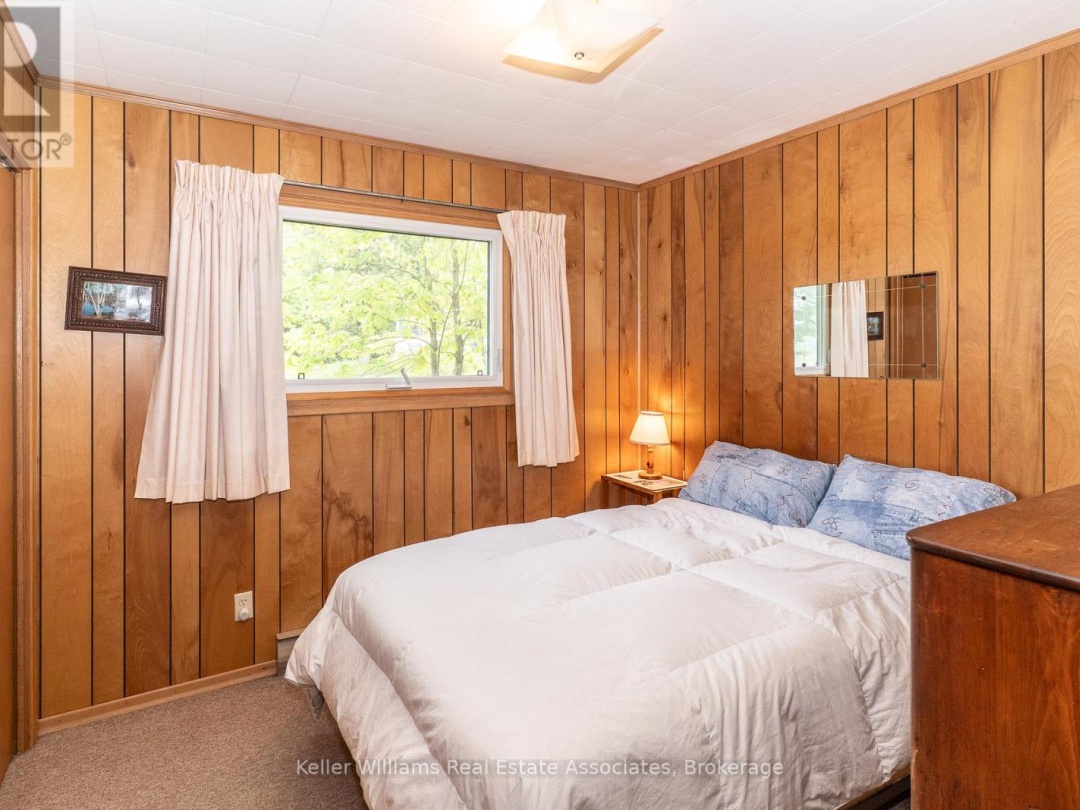 Unit 2 1200 North Shore Drive, Gull Lake