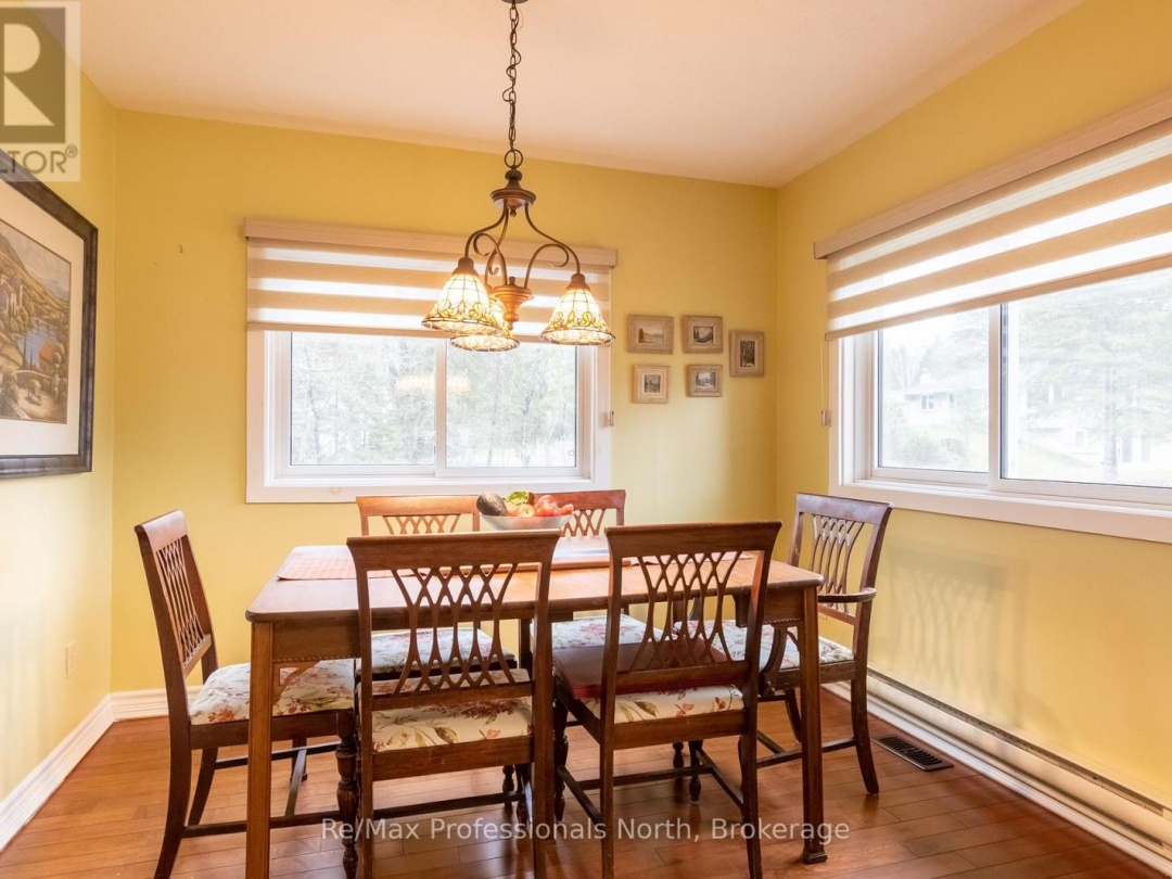 80 Invergordon Avenue, Gull Lake