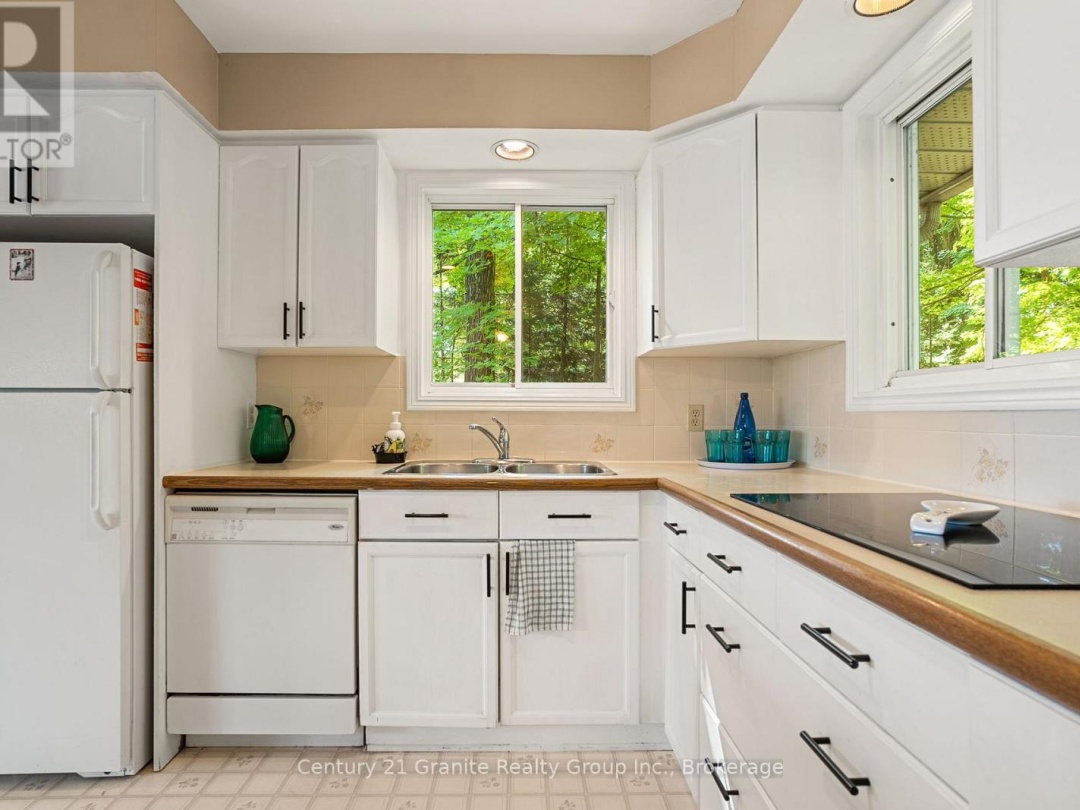 122 SUTER DRIVE, 