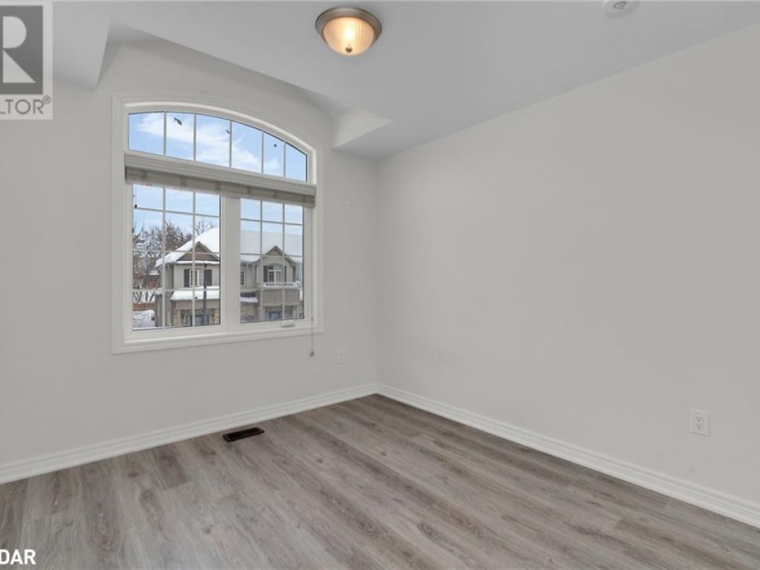 19 Churchlea Mews, Orillia