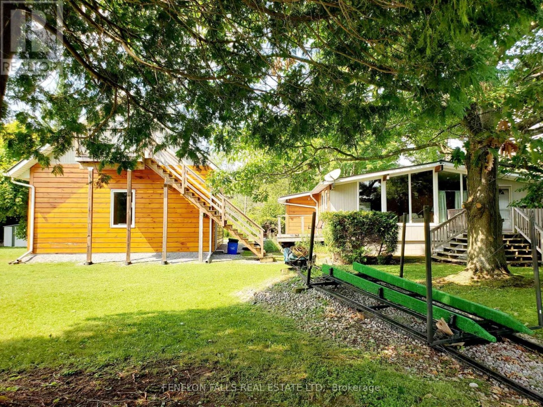 9 Gold Street, Sturgeon Lake