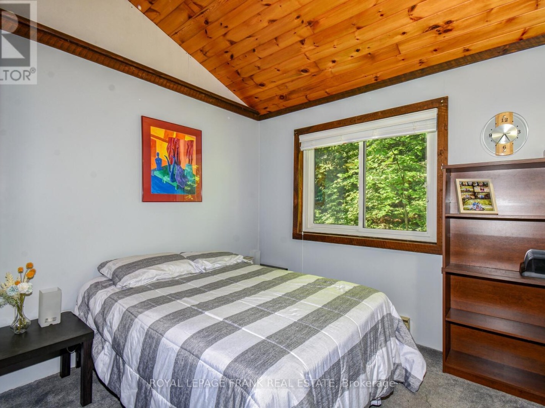 1013 MERRICK DRIVE, Wood Lake