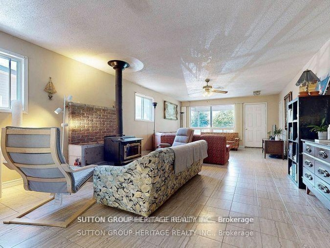 29 Lake Avenue, Lake Simcoe