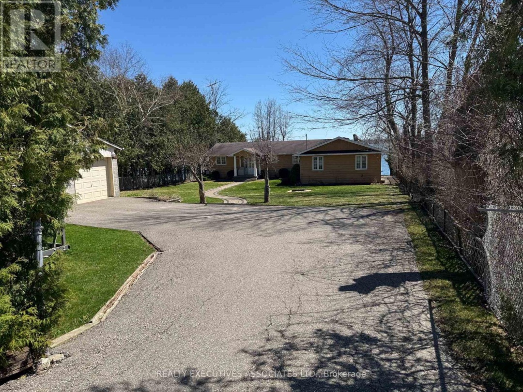 22 LAKEVIEW BOULEVARD, 