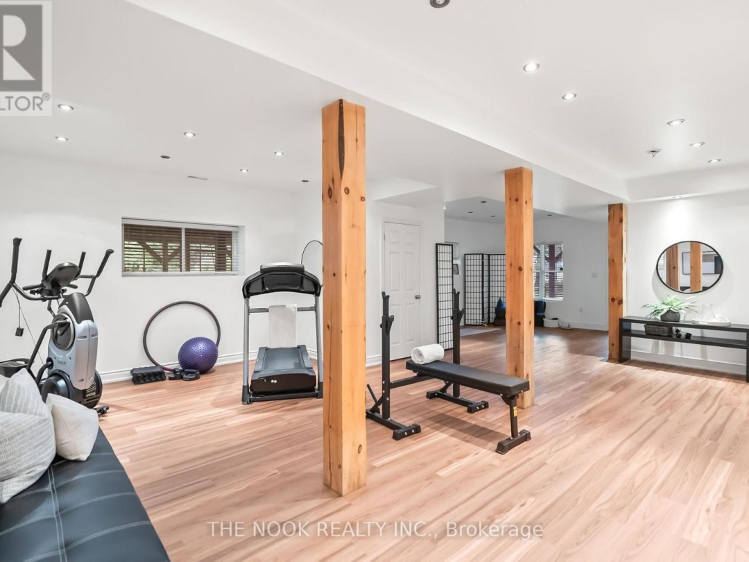 275 VALENTIA ROAD, 