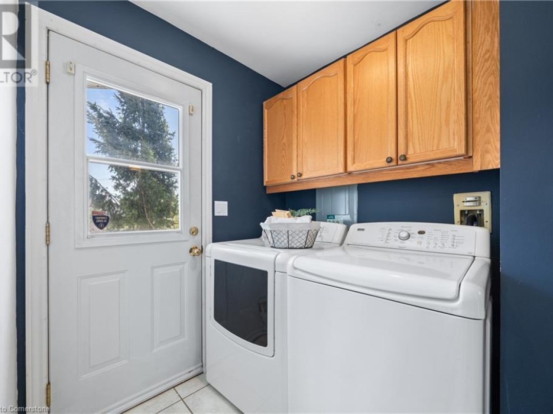 33 Totten Drive Drive, Sturgeon Lake