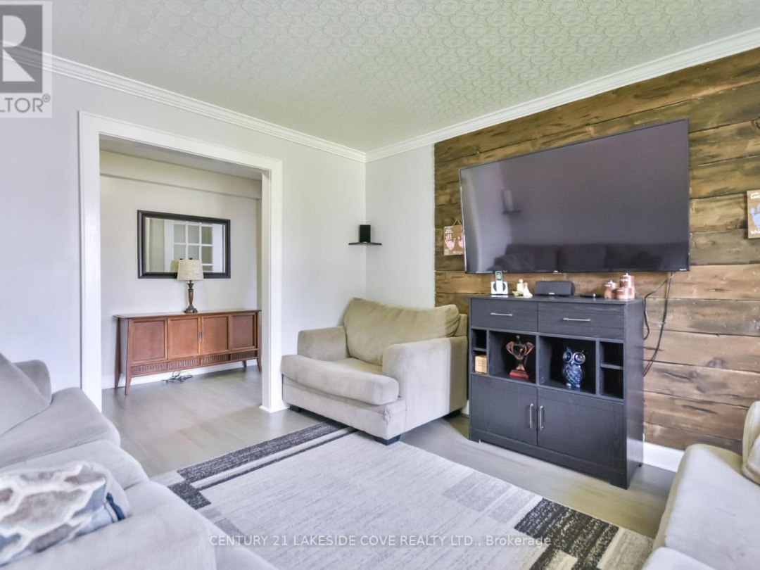 420 RAYMOND AVENUE, 