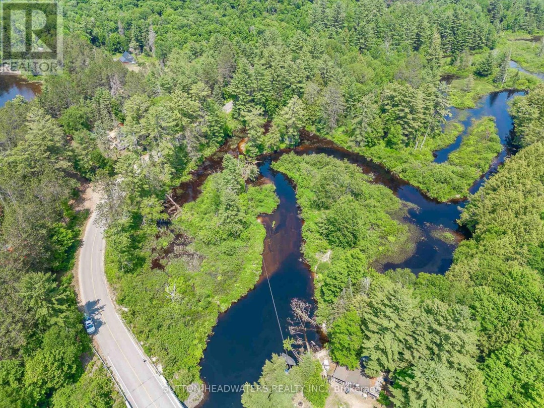 3997 Ravenscliffe Road, Buck Lake