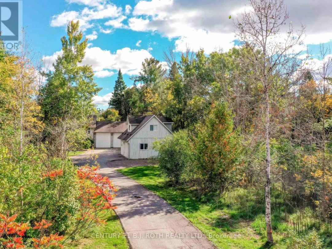 3371 LAKE ST. GEORGE BOULEVARD, 