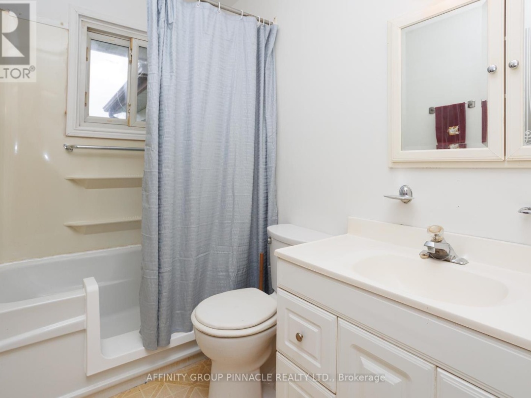 117 ANDERSON DRIVE, Sturgeon Lake