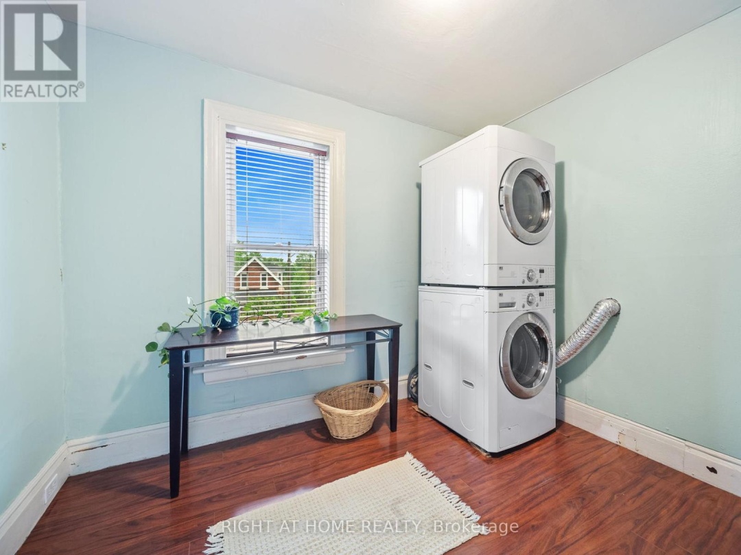 251 LACLIE STREET, 