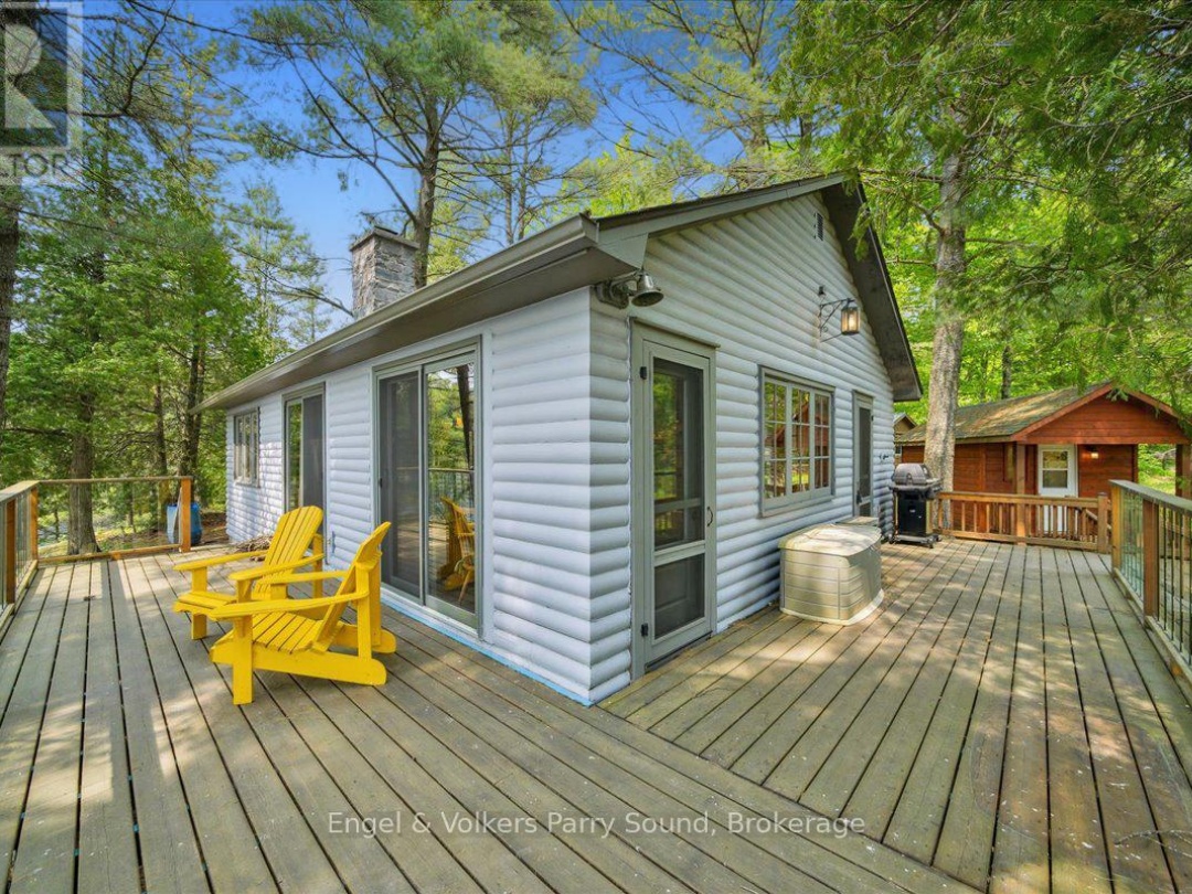 53 BIRDWOOD LANE, Harris Lake
