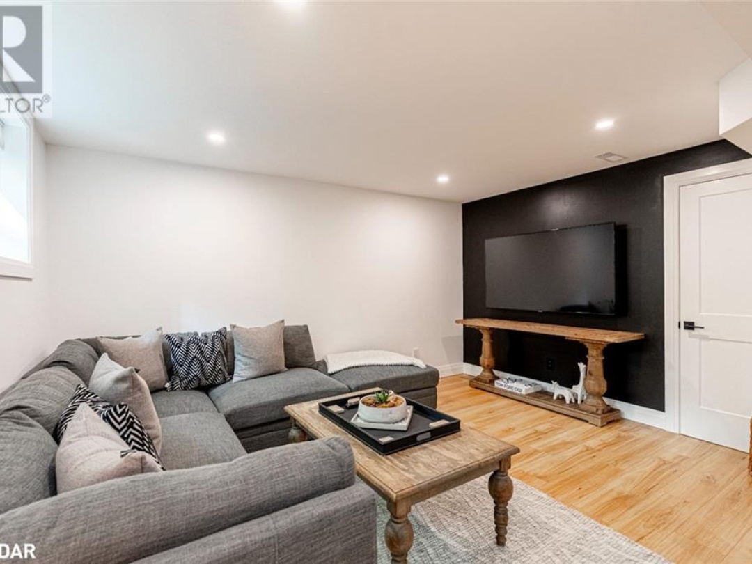 3 Sugarbush Rd, Oro-Medonte