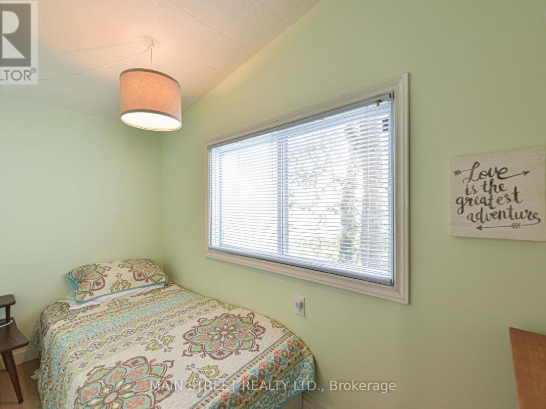 1316 Black Beach Lane, Dalrymple-south Lake