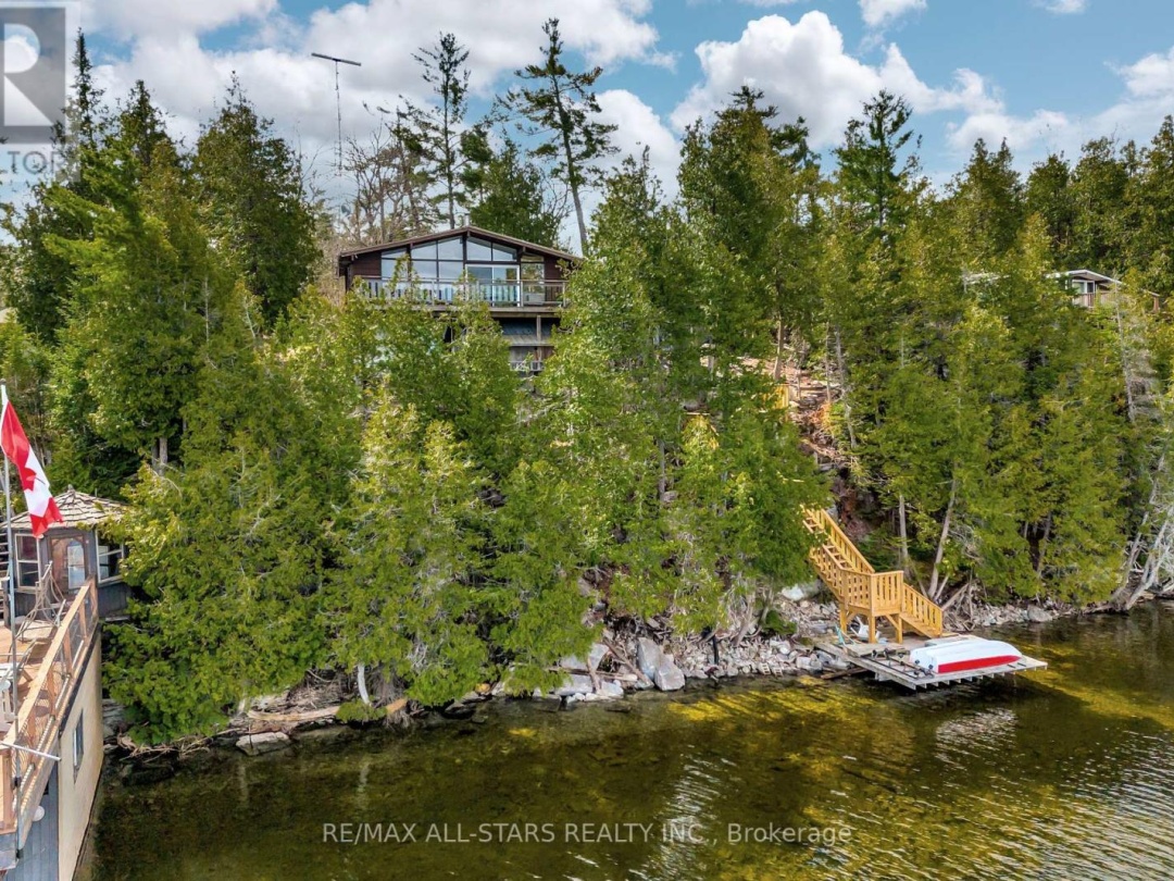 149 Lakeside Drive, Four Mile Lake