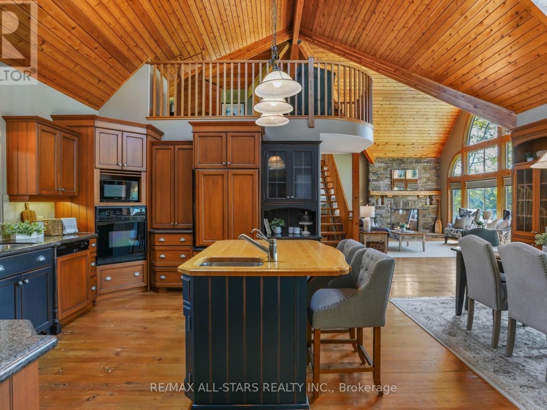 9 Evergreen Way, Little Bald Lake