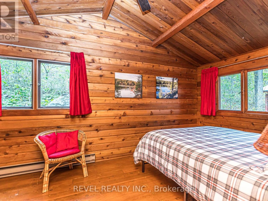 744 10 BAXTER ISLAND, 