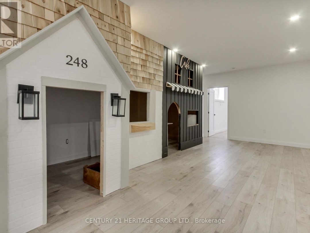11 Oldenburg Court, Oro-Medonte