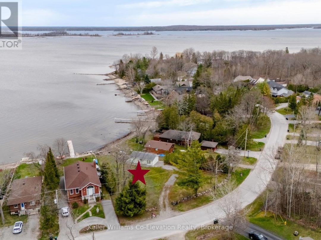 220 Robin's Point Road, Georgian Bay