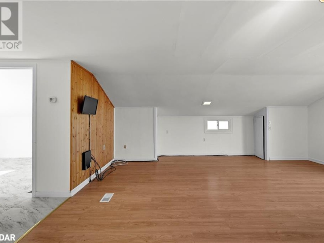 3 COURTLAND Street, 