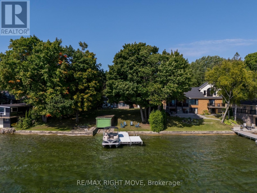 18 MAPLE DRIVE, 