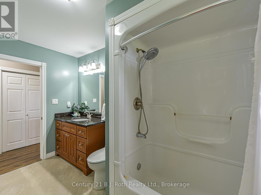3516 Kirkfield Road, Dalrymple Lake