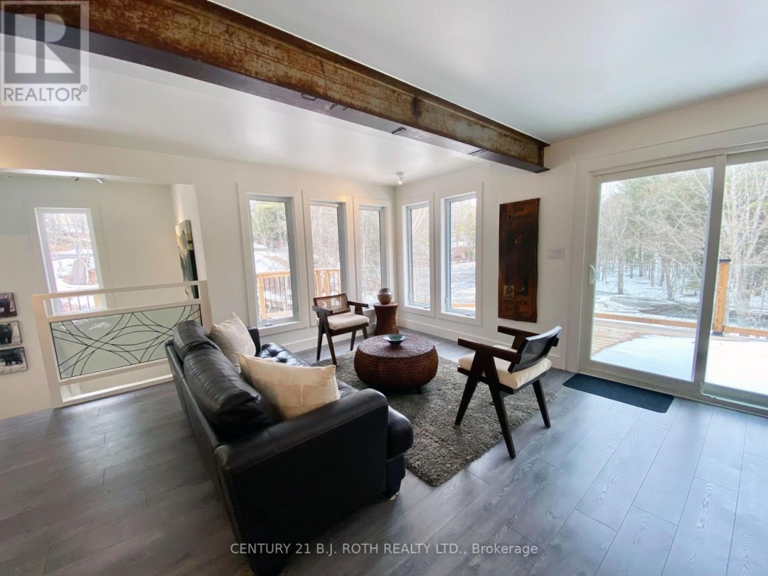 8101 KINGS RIVER ROAD, Black River