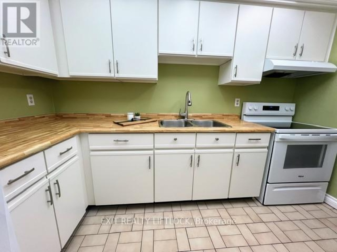 401 - 200 EAST STREET S, 