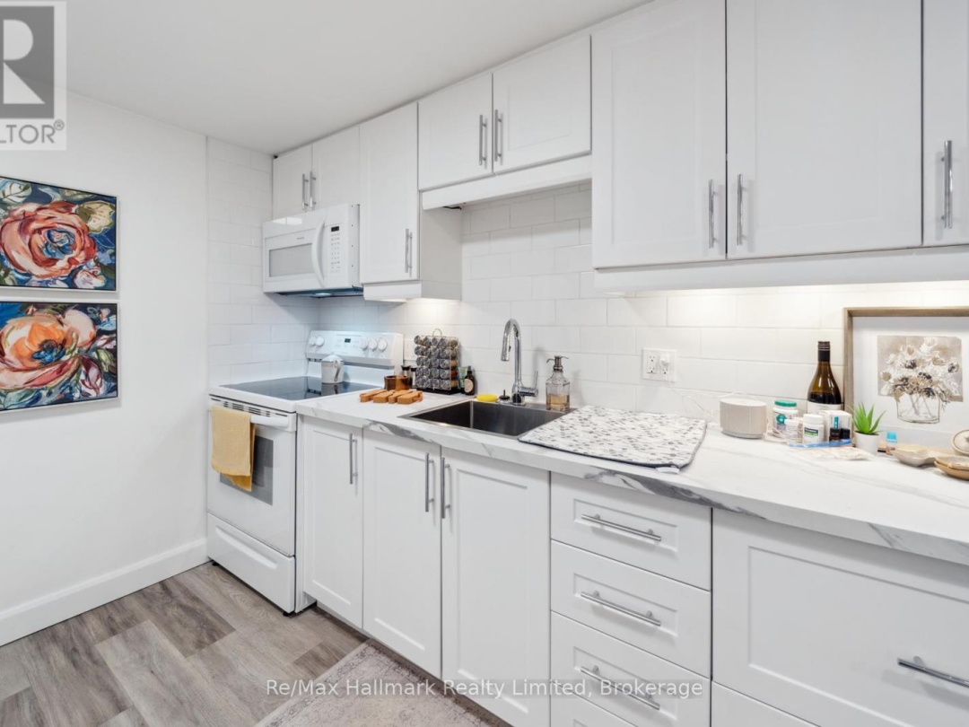 14 MANITOBA STREET, 