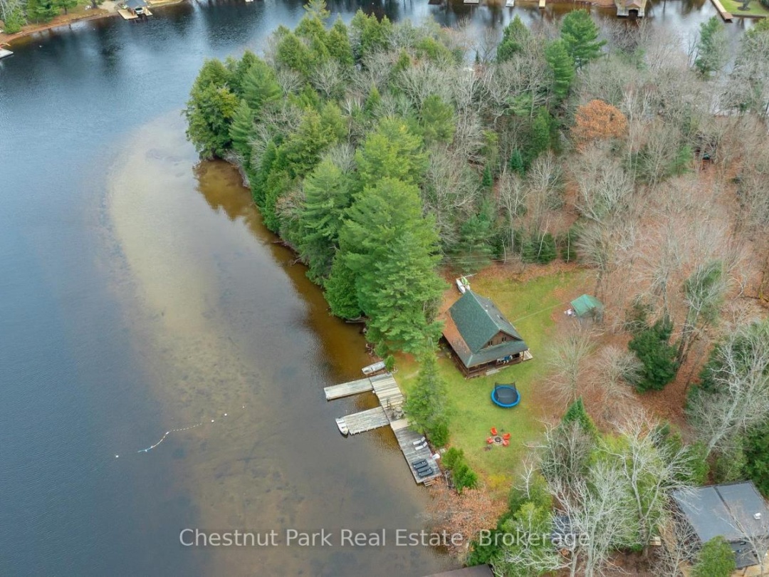 30 MCVITTIE ISLAND, Lake Muskoka