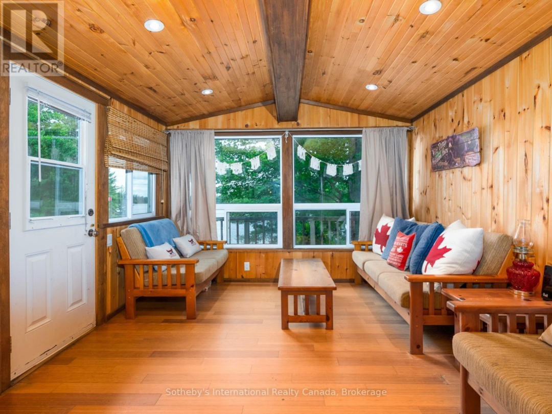 1040 KAHSHE LAKE, 