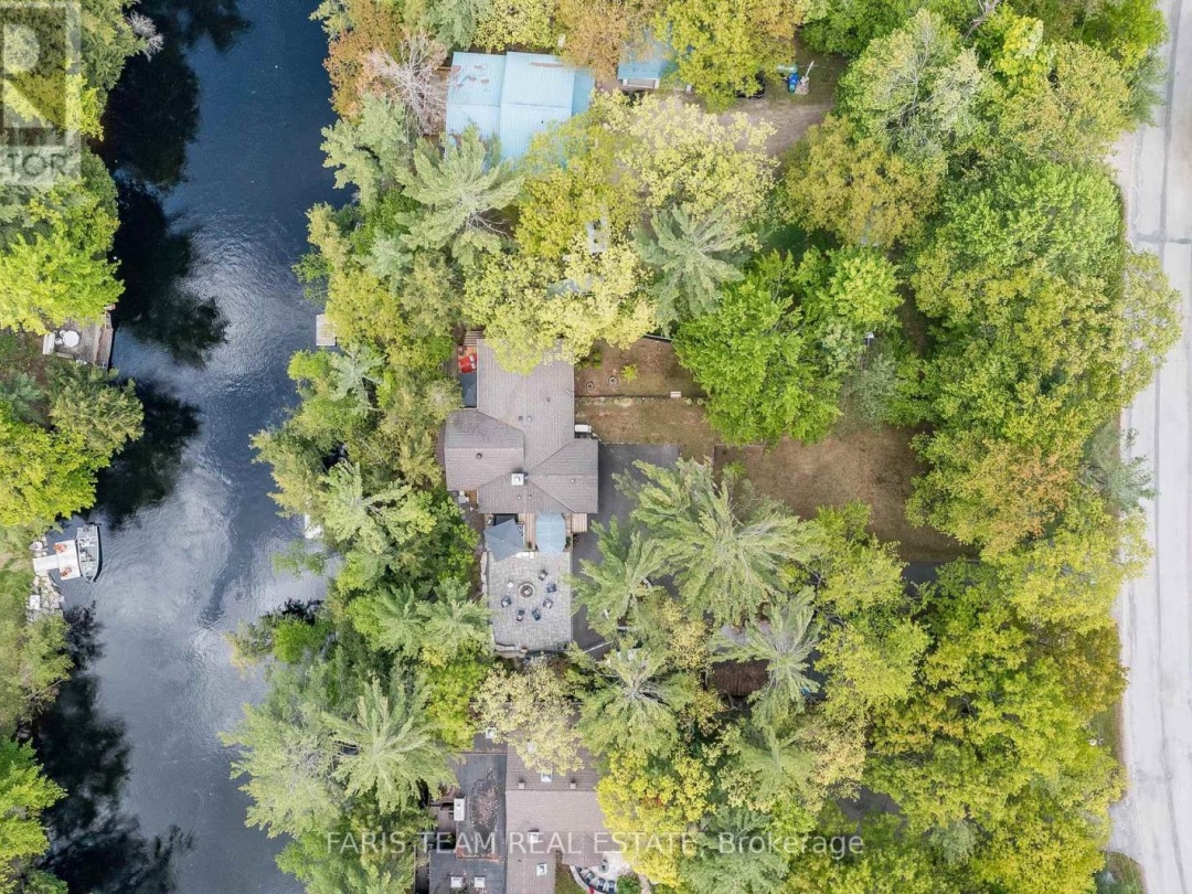 7672 Birch Drive, Black Lake