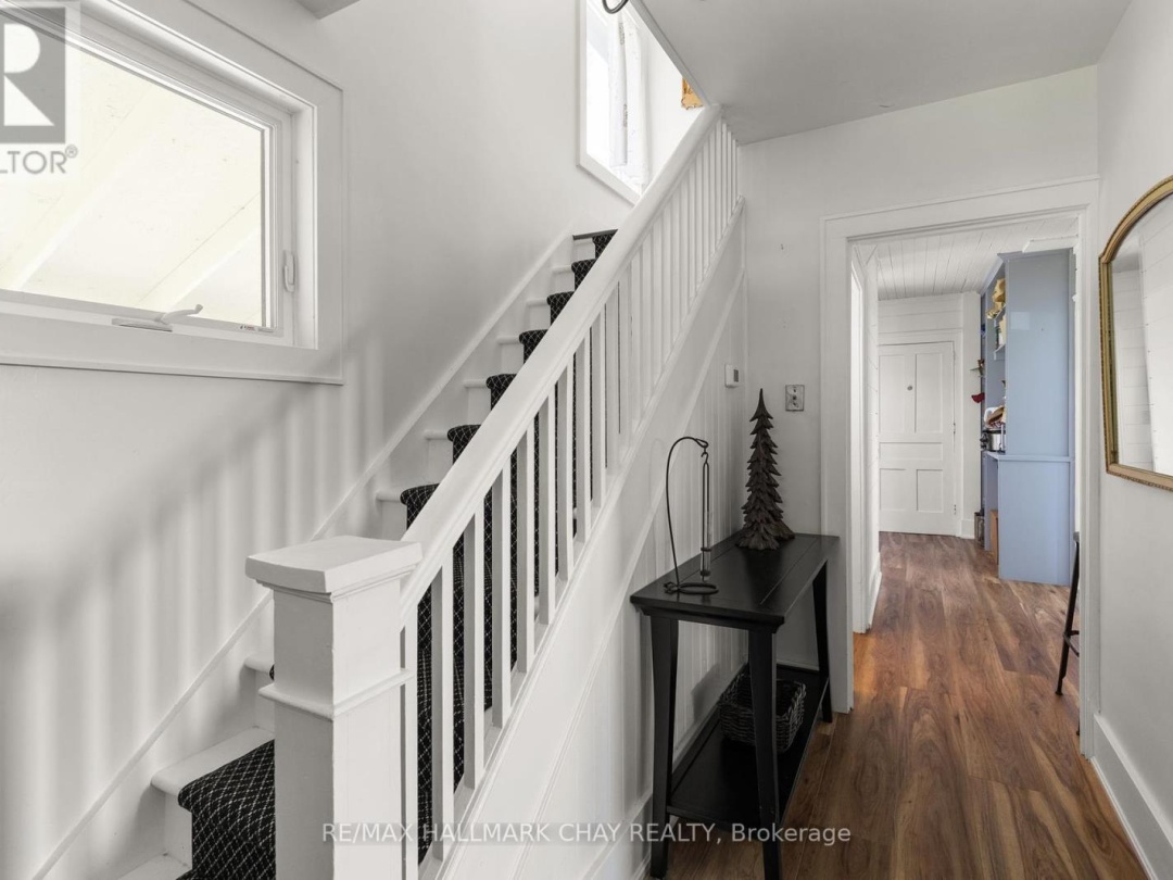 1866 WARMINSTER SIDE ROAD, 