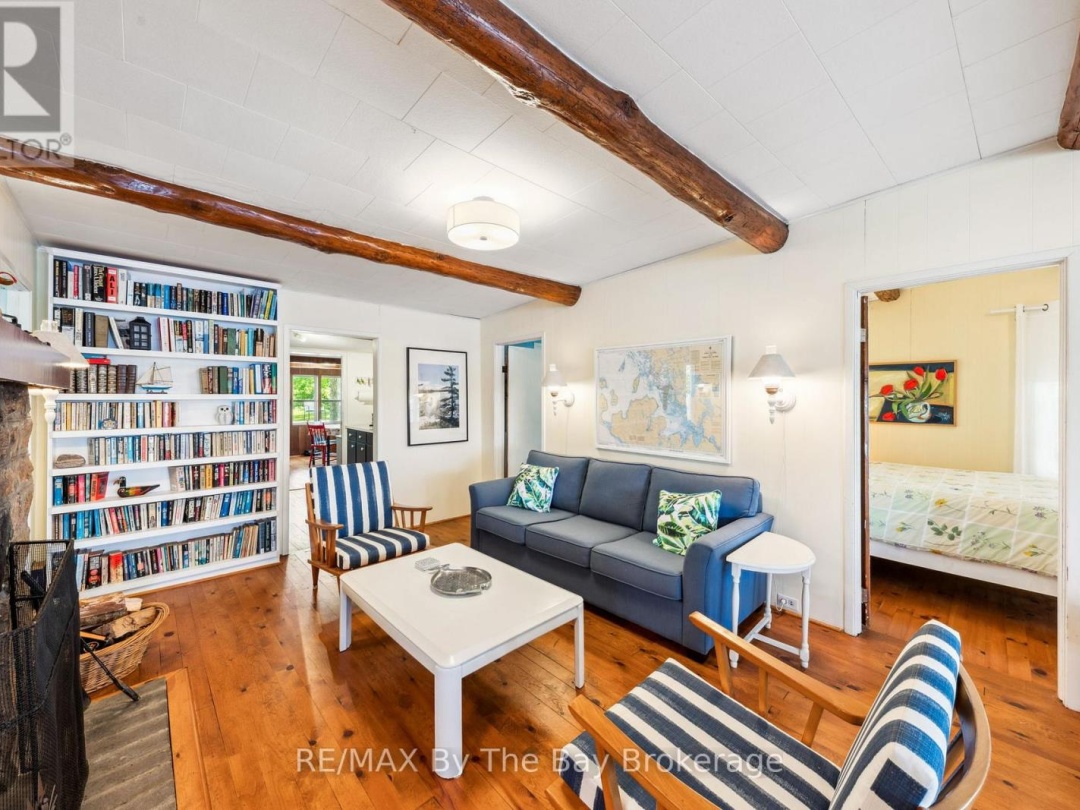 3572 ISLAND 820/MERMAID ISLAND, 