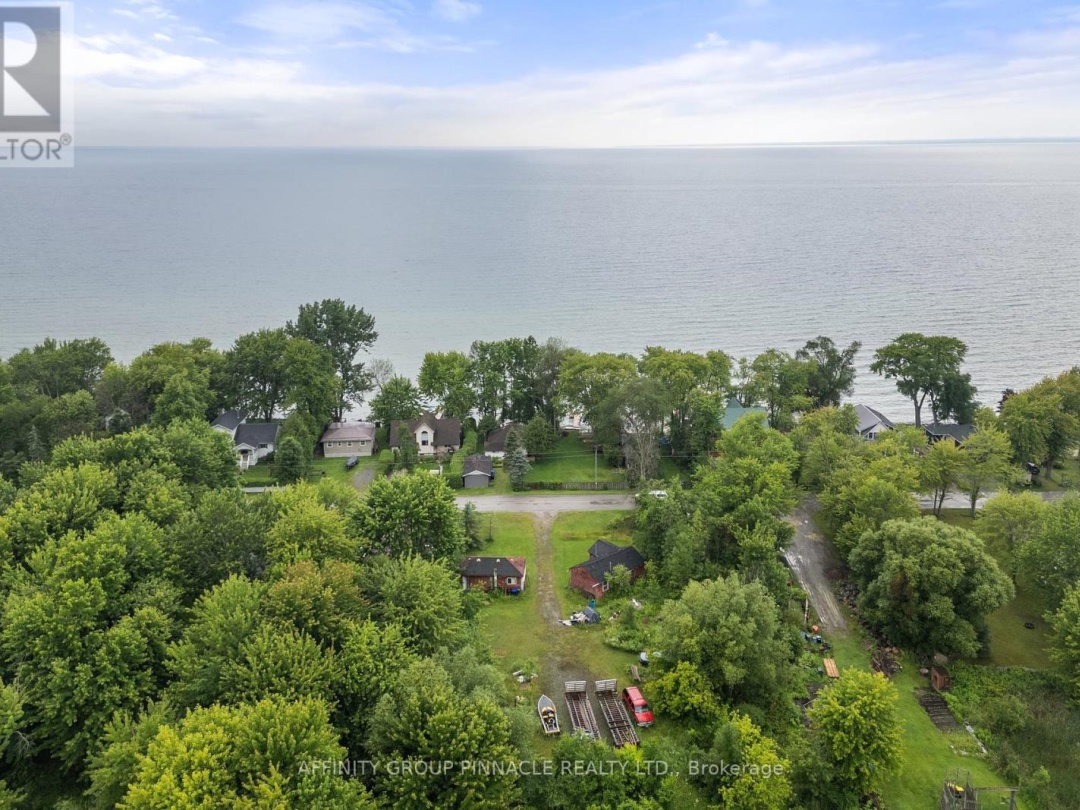 1 & 4 2559 Lakeshore Drive, Ramara