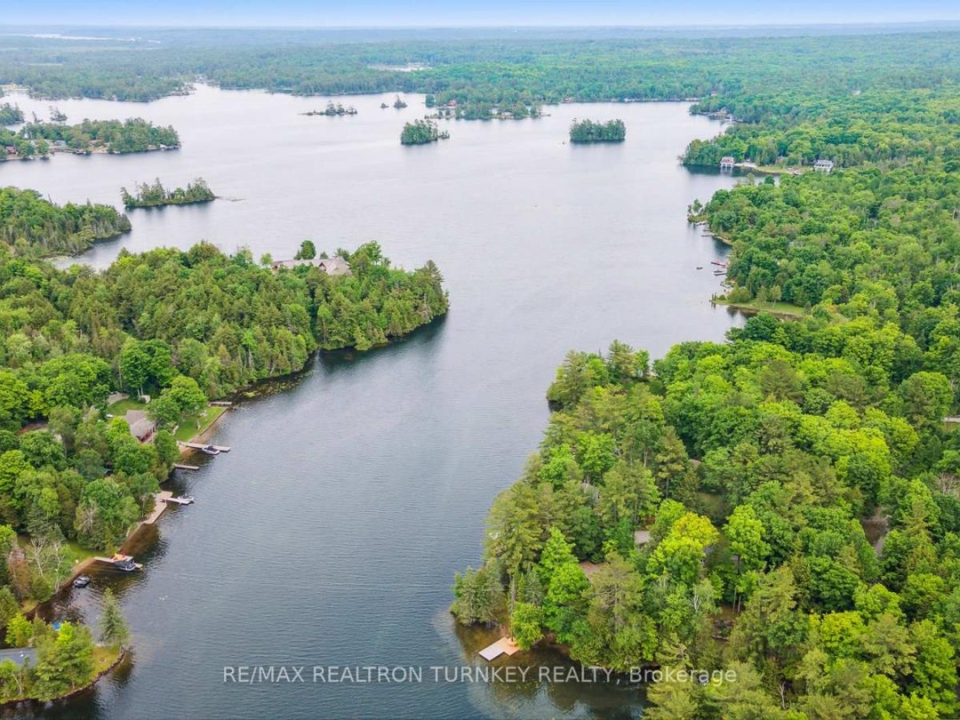 310 Northern Avenue, Big Bald Lake