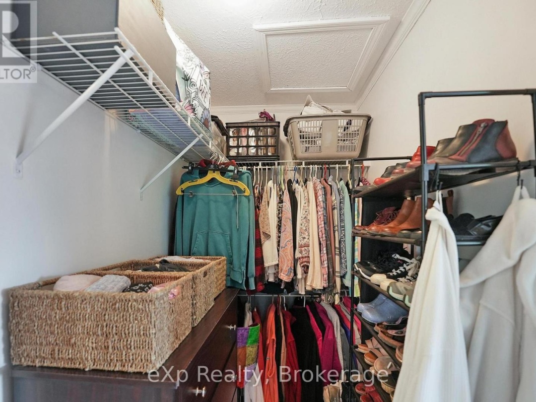 53 CREEKSIDE CIRCLE, 