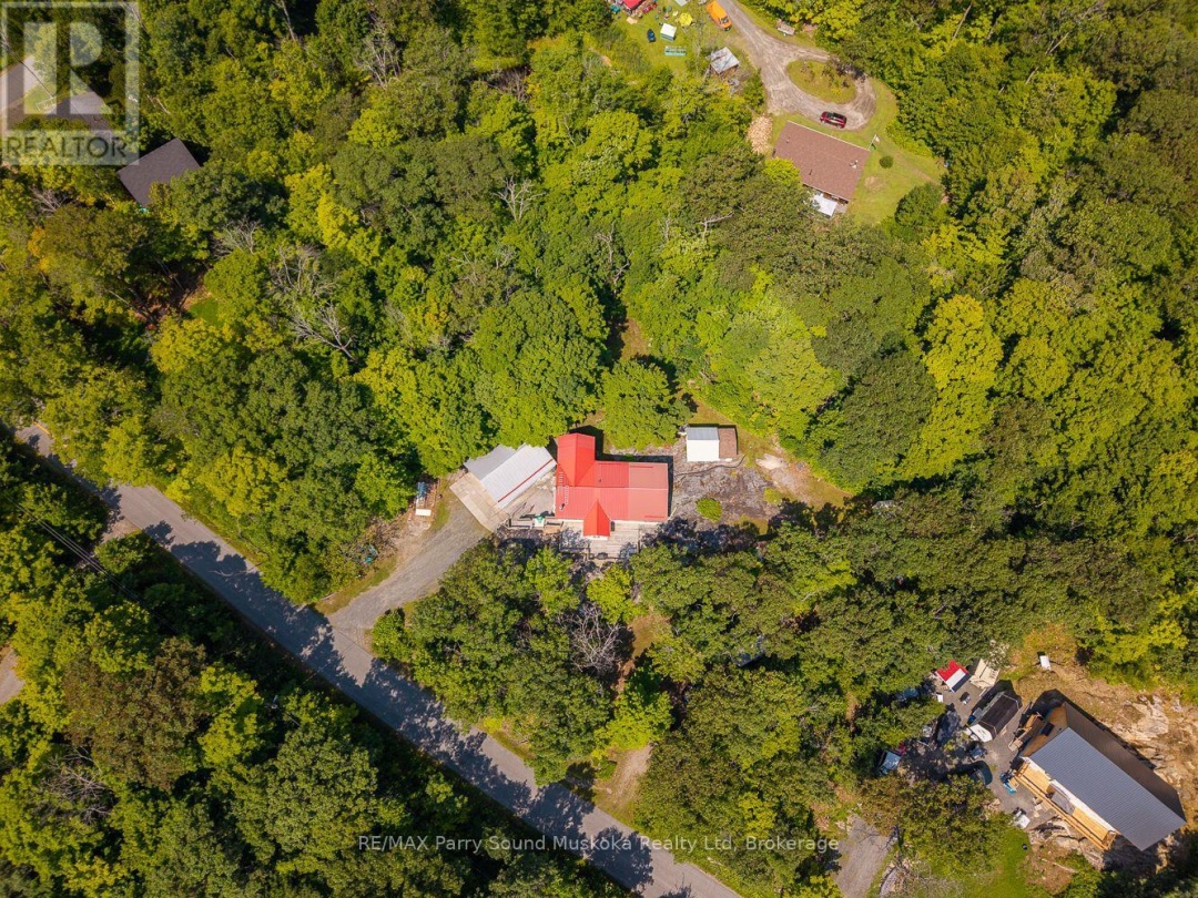 124 PINEWOOD ROAD, 